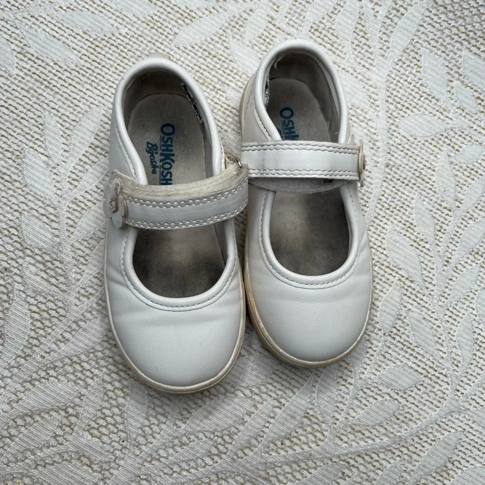 Oshkosh B’gosh Girls toddler White Kids Shoes Mary Jane’s